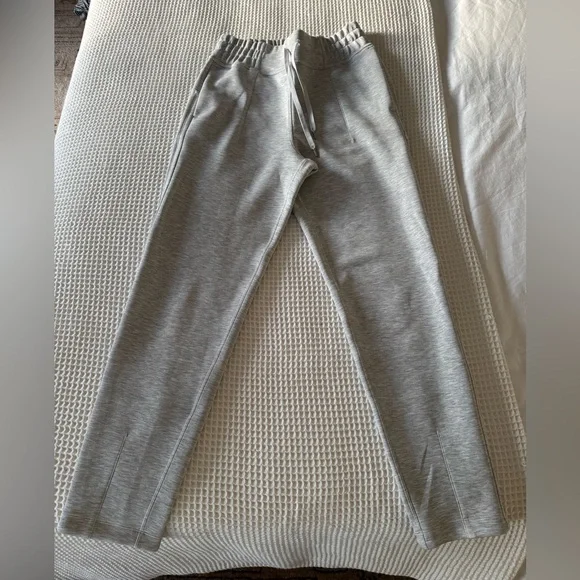 LULULEMON Soft Ambition High Rise Jogger

*like new - Picture 2 of 5